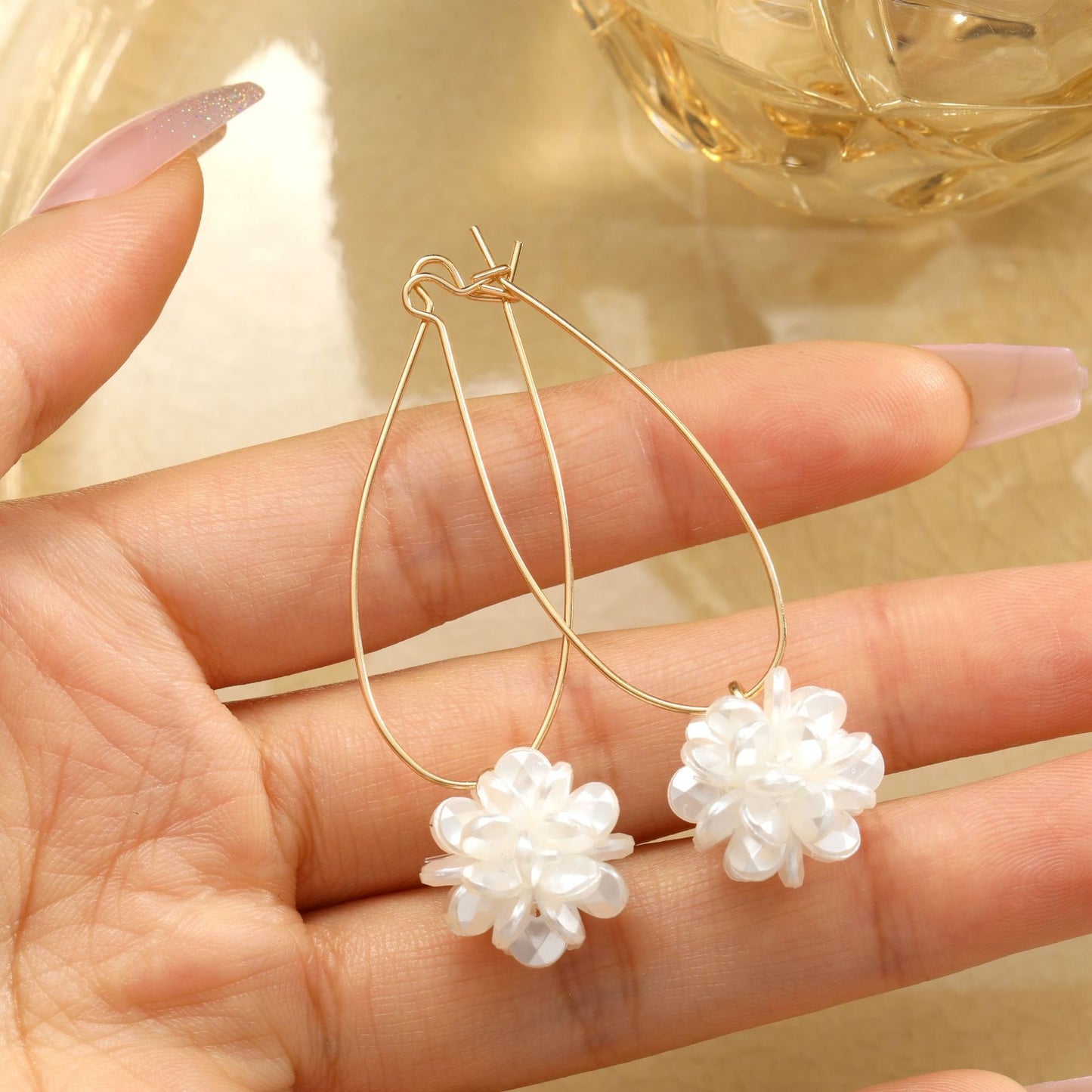 Cream Sweet Wind White Camellia Flower Earrings for Girls, Fresh, Sweet, Light Luxury Temperament, Ladies Style Earrings