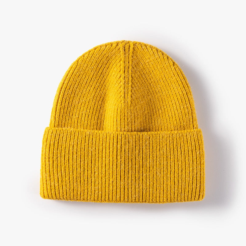 Outdoor knitted warm beanie